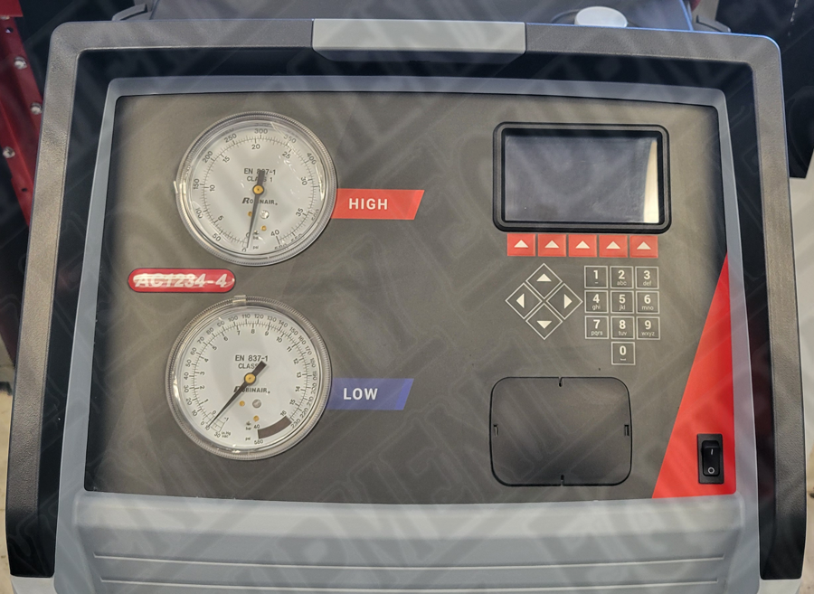 Robinair  REFURBISHED AC1234-4 YF RECOVERY UNIT 